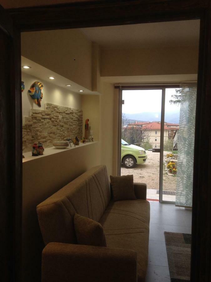 Apartament A Casa Di Fede LʼAquila Zewnętrze zdjęcie